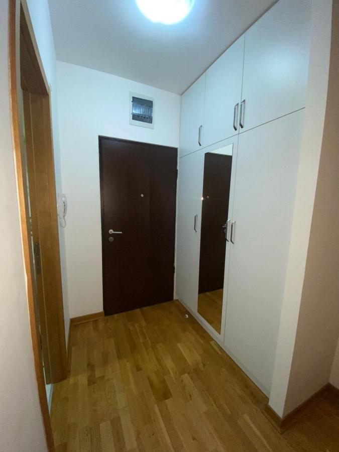 פודגוריצה Adrianna Apartment City Kvart מראה חיצוני תמונה