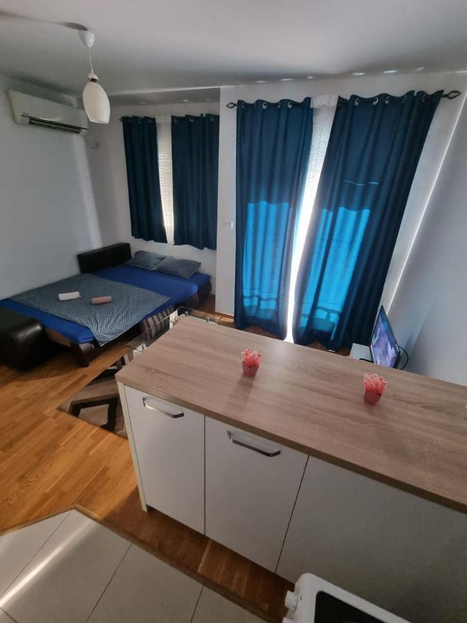 פודגוריצה Adrianna Apartment City Kvart מראה חיצוני תמונה